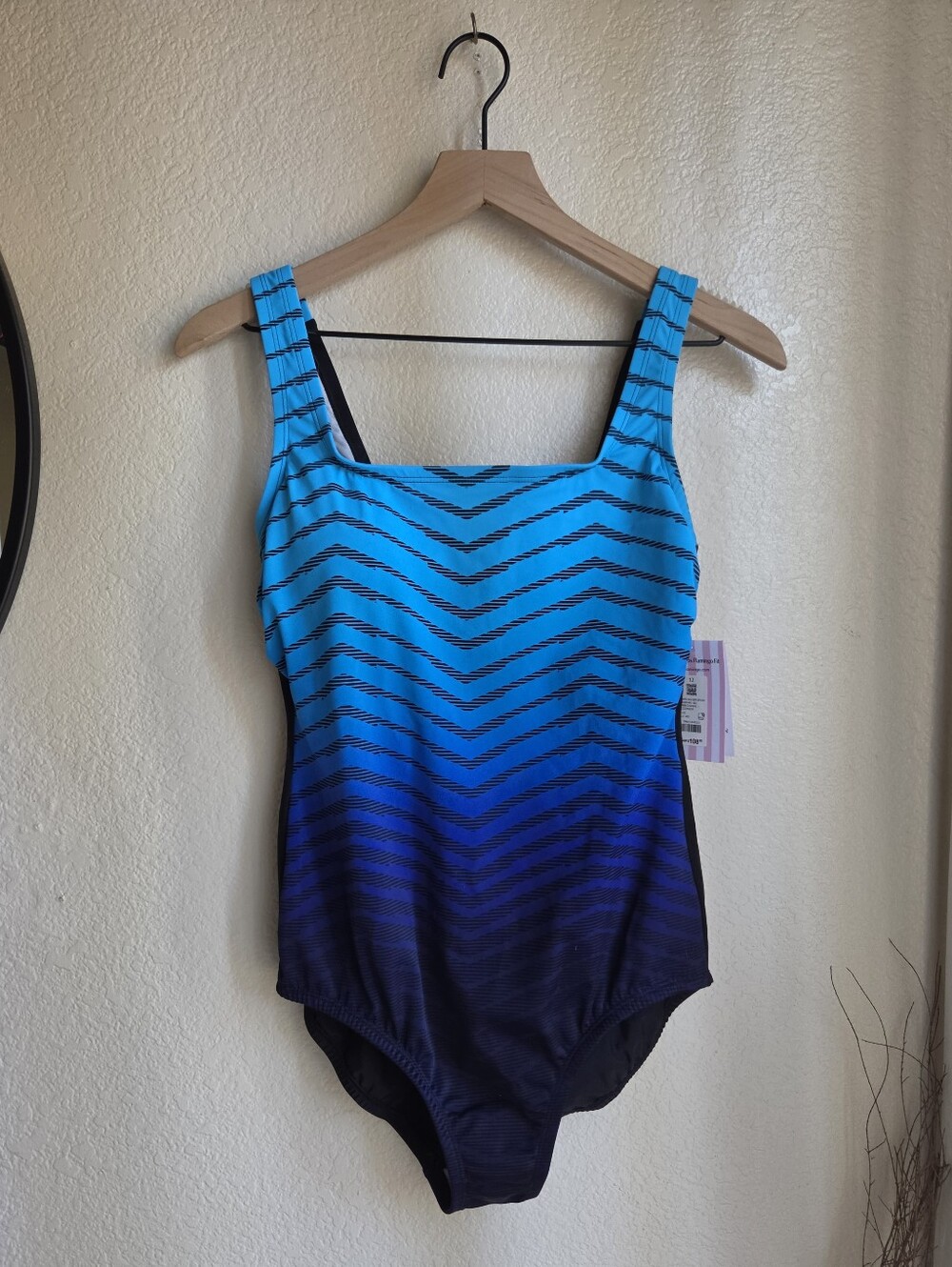 NWT Mimi Flamingo Shape Solver Sport Scoopneck Swimsuit Size 12
